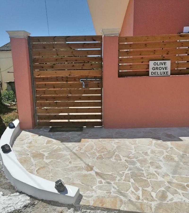 Olive Grove Deluxe Apartment Agnítsini Екстериор снимка